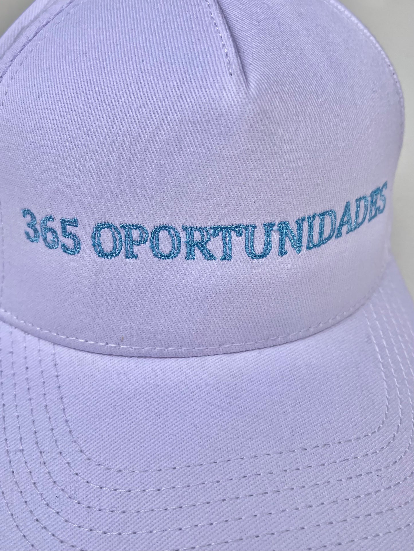 Gorra 365 oportunidades blanca